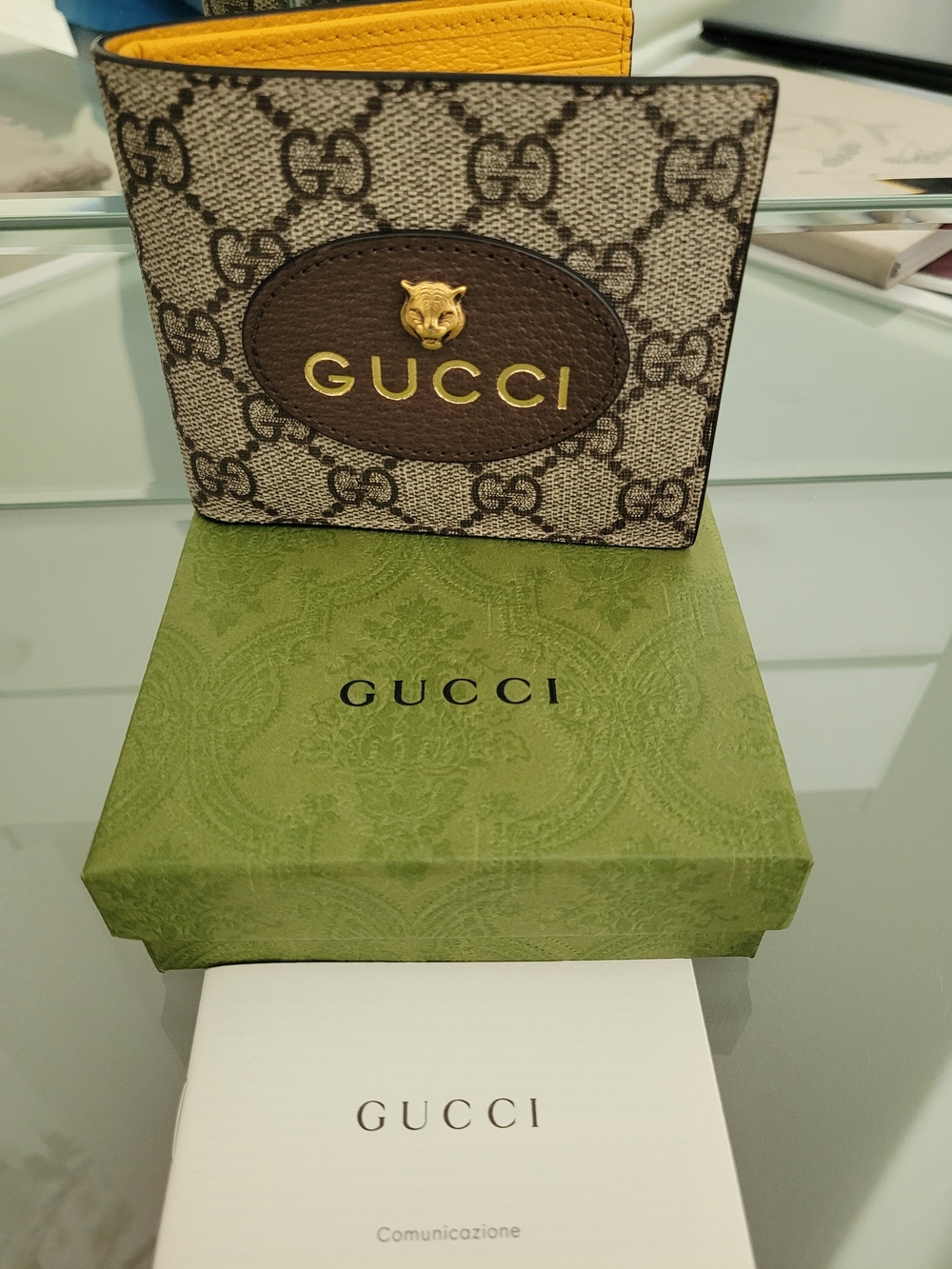 Gucci Neo Vintage GG Supreme Bi-Fold Wallet in Brown & Beige - Picture 7 of 9